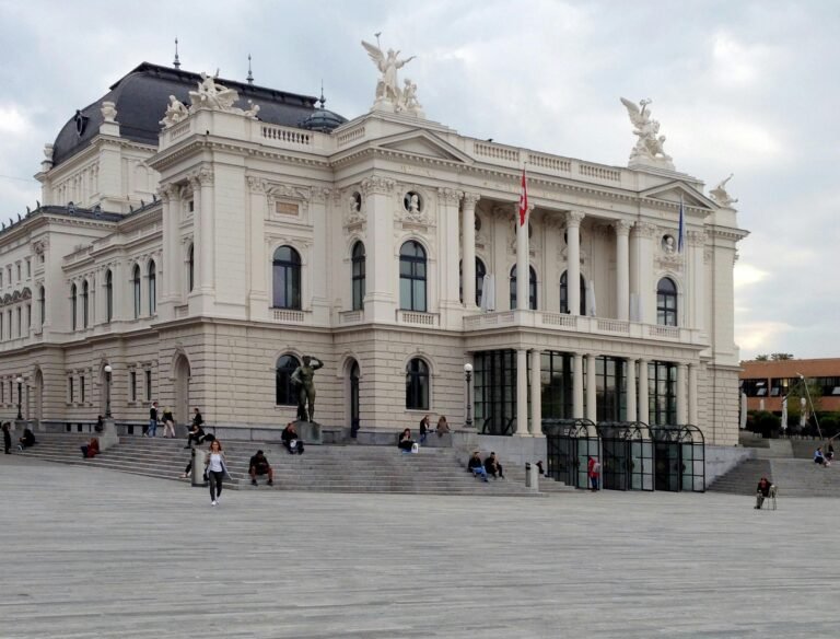 Elegant exterior of Zurich Opera House, capturing its classic architecture.
